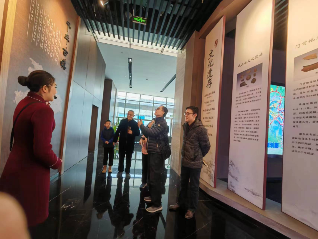 <a href="./xwzx/gdyw/202302/t20230203_521238.html">情系桑梓，范维澄院士回葛店考察</a>