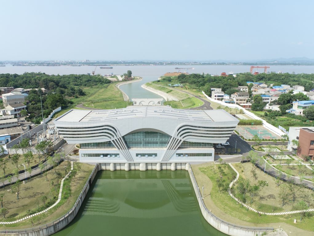 花马湖二站建成后全貌.jpg